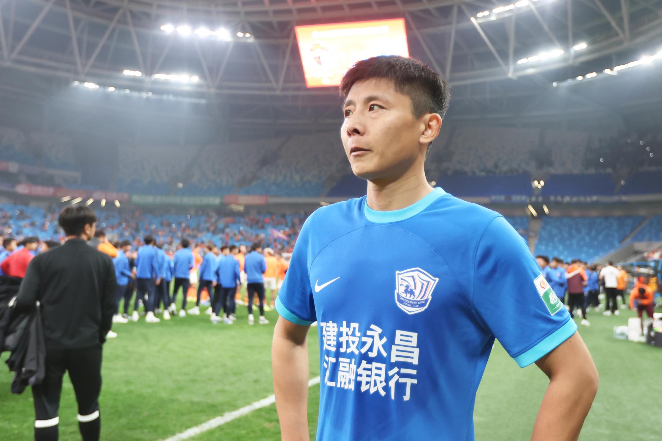 今天第5個(gè)！鄭凱木質(zhì)疑滄州：連續(xù)四年欠球員工資，還能過準(zhǔn)入？